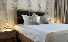 Luxury & Cosy - Infinit Apartments